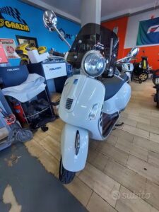 vespa gts 300 2010
